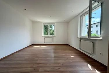 Renovierte 2-Zimmer-Wohnung in Zentrumslage von Hall