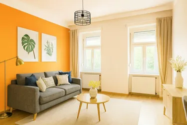Sanierungsbedürftige Wohnung in Innenhoflage mit 3 Zimmern und 76 m²