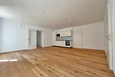 Große Stadtwohnung im historischen Altbau - barrierefrei, provisionsfrei, Zweitwohnsitz