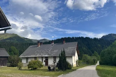 BAURECHT - LANDHAUS IN GRÜNRUHELAGE