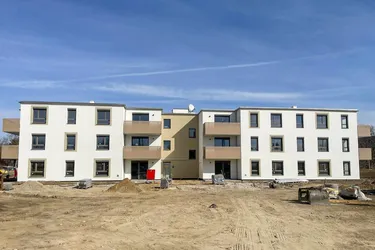 FAMILIENHIT: Erstbezugswohnung mit großen Garten