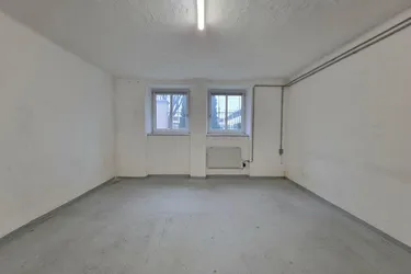 LETZTE FLÄCHE für STORAGE, HOBBY, HANDWERK, GEWERBE