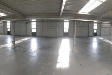 Produktions- und Lagerhalle in Hörsching an der B1