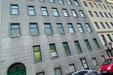 BASTERLHIT IN GUTER LAGE! 3 Zimmer mit Potenzial (im selben Haus weitere 2 Zimmerwohnung)