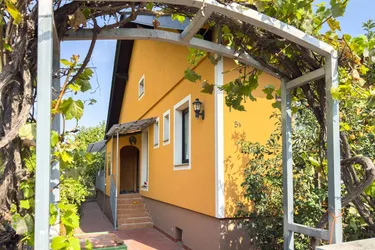 EINFAMILIENHAUS IN TOP-ZUSTAND - idyllische Grünruhelage