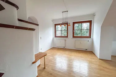 !!!PREISREDUZIERT!!! Entzückende Dachgeschosswohnung sucht Familienanschluss!