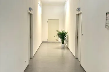 Seminarräume/Schulungzentrum/Austellungsräume/Büro