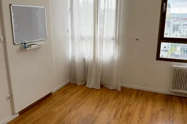 Helles Beratungszimmer | Praxis-, Therapie- oder Coachingraum | 13 m²