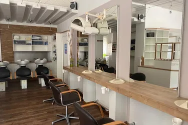 Weyer, Waidhofner Straße 13, Friseur