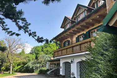 Repräsentativer Landsitz - „Steirische Toskana“ - Panoramablick über das Tal