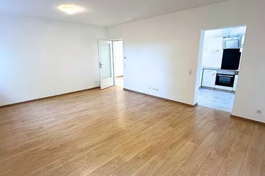 Zwei-Zimmer-Wohnung mit Fernblick in Grünruhelage, Erstbezug nach Sanierung, Miete 4400 Steyr