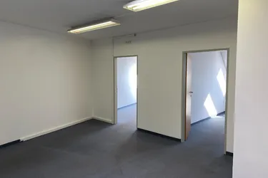 Sonnig, freundliches 6 Zimmer-Büro! 115m² - 4020 Linz