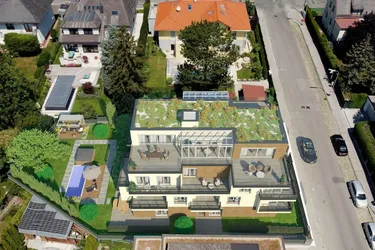 ++ LUXURIÖSE WOHNOASE ++ VIER ZIMMER mit WEITBLICK und HARMONIE