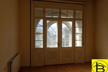 15249 - Büro direkt im Zentrum!