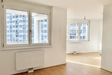 PROVISIONSFREI VOM EIGENTÜMER! ERNTE LAA! NEUWERTIGE 2-ZIMMER-WOHNUNG MIT BEET AUF DEM DACH NÄHE U6!