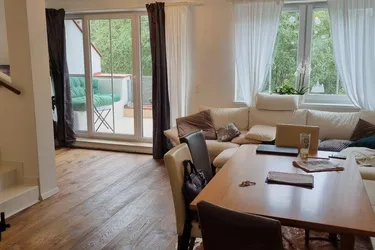 *NEUER PREIS* Maisonettewohnung mit Dachterrasse und Whirlpool *Virtueller Rundgang*