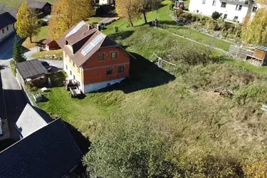 Liegenschaft mit großem Grund in 2852 Harmannsdorf