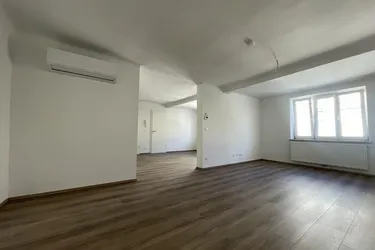 Traumhafte 2 Zimmer Dachgeschoßwohnung - Erstbezug nach Komplettsanierung