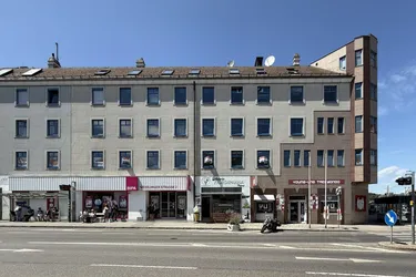 Arbeiten am Puls von Weidling – Büro mit bester Anbindung und viel Tageslicht!
