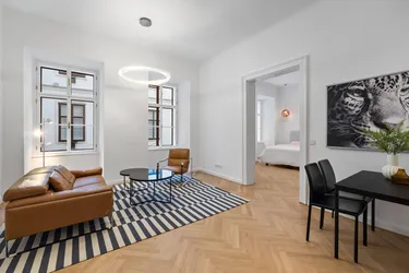 Spittelberg Nähe - hochwertig sanierte 2 Zimmerwohnung in Bestlage - sofort bezugsfertig!