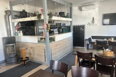 Attraktiver Imbiss in Langenzersdorf: 85m² mit 60m2 Garten.