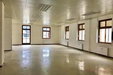 Büro- oder Praxisräume, Schulungszentrum in Zentrumslage