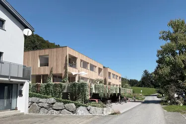 Langen bei Bregenz, Doppelhäuser in Vollholzbauweise