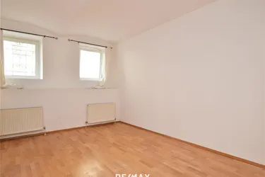Seltene Gelegenheit - charmanter Altbau: Zwei Wohneinheiten im Herzen von Penzing