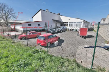 Expose Nahe Stadtgrenze Wien in Schwechat / Kledering: Autoplatz, Lagerplatz 666 m² + Nebengebäude