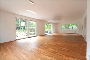 Exclusive, moderne Villenetage mit Terrassen in Pötzleinsdorf