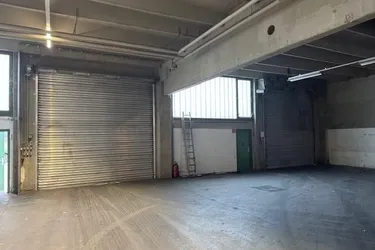 Lagerhallen inkl. Büro ab 600 m²