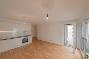 IU - Schöne 2-Zimmer Wohnung mit Balkon