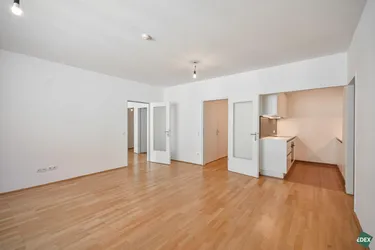 Expose Schöner 4-Zimmer-Neubau nahe dem Servitenviertel