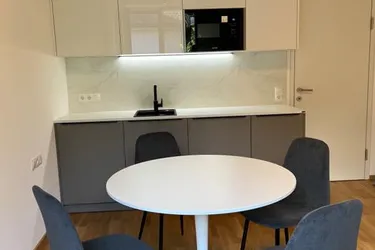 Büro- bzw. Gewerberäumlichkeit in Toplage!