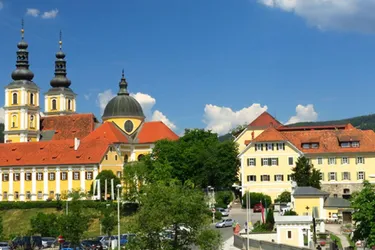 Graz-Mariatrost wohnen im Grünen mit Blick auf die Stadt: BAUHERRENMODELL MIT WOHNUNGSZUTEILUNG, PERFEKTE STEUERVORTEILE &amp; VERMIETBARKEIT! HONORARFREI FÜR KÄUFER: INNEN!