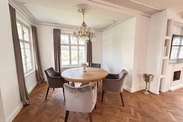 Residieren am Hilmteich: Exklusive Altbauvilla - modern, charmant und äußerst selten am Markt!