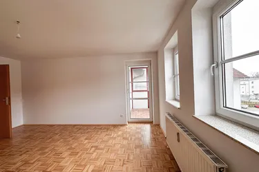 Perfekt aufgeteilte und renovierte DG-Wohnung