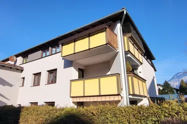 Neuer Preis 4 Zimmerwohnung mit Kamin und Tiefgaragenplatz
