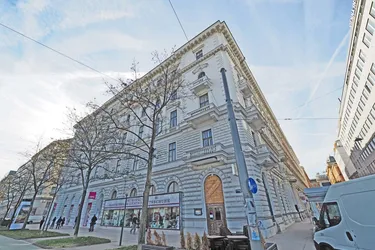 charmante 3-Zimmer-Altbauwohnung beim Schottenring/Pallais Hansen