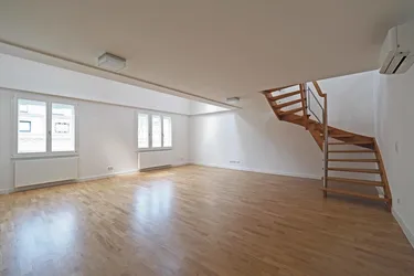 BIBERSTRASSE | AB SEPTEMBER 2025 | moderne 3-Zimmer-Dachgeschoß-Maisonette mit Terrasse in ruhiger Innenstadtlage | U3 Stubentor
