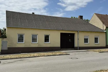 Traditionelles Anwesen mit Entwicklungspotenzial in Breitenbrunn am Neusiedler See