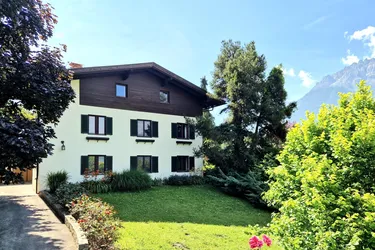 Wohnhaus mit großem Grundstück und viel Potential