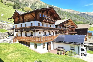 Bergbauernhof im Defereggental