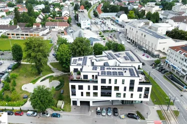 Neuer Kaufpreis: hochmoderne Loggia-Wohnung mit dem "Schloss Traun" vor der Haustüre