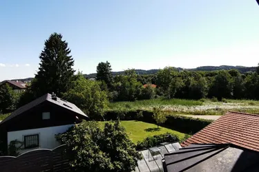 Traumhaus nahe dem Mattsee: 6 Zimmer, Wintergarten, Carport – Ihr neues Zuhause wartet!