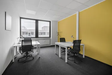 Expose Privater Büroraum für 4 Personen in Regus Smart City 