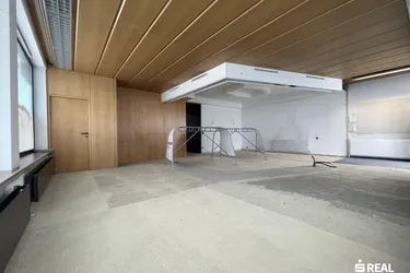 Gewerbefläche in Zürs zu verkaufen!