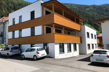 Helle Büro-/Praxisräumlichkeit im Zentrum von Zams