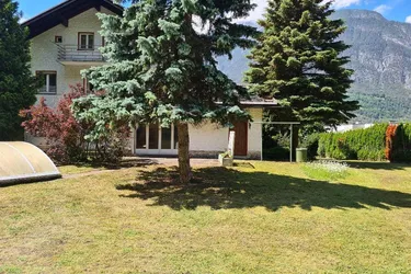 Landeck-Öd: Wunderschönes Landhaus mit 3 Wohnungen und großem Garten inkl. Pool zu verkaufen