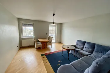 SCHULTZ IMMOBILIEN - Schöne 3-Zimmer Wohnung mit Balkon!
